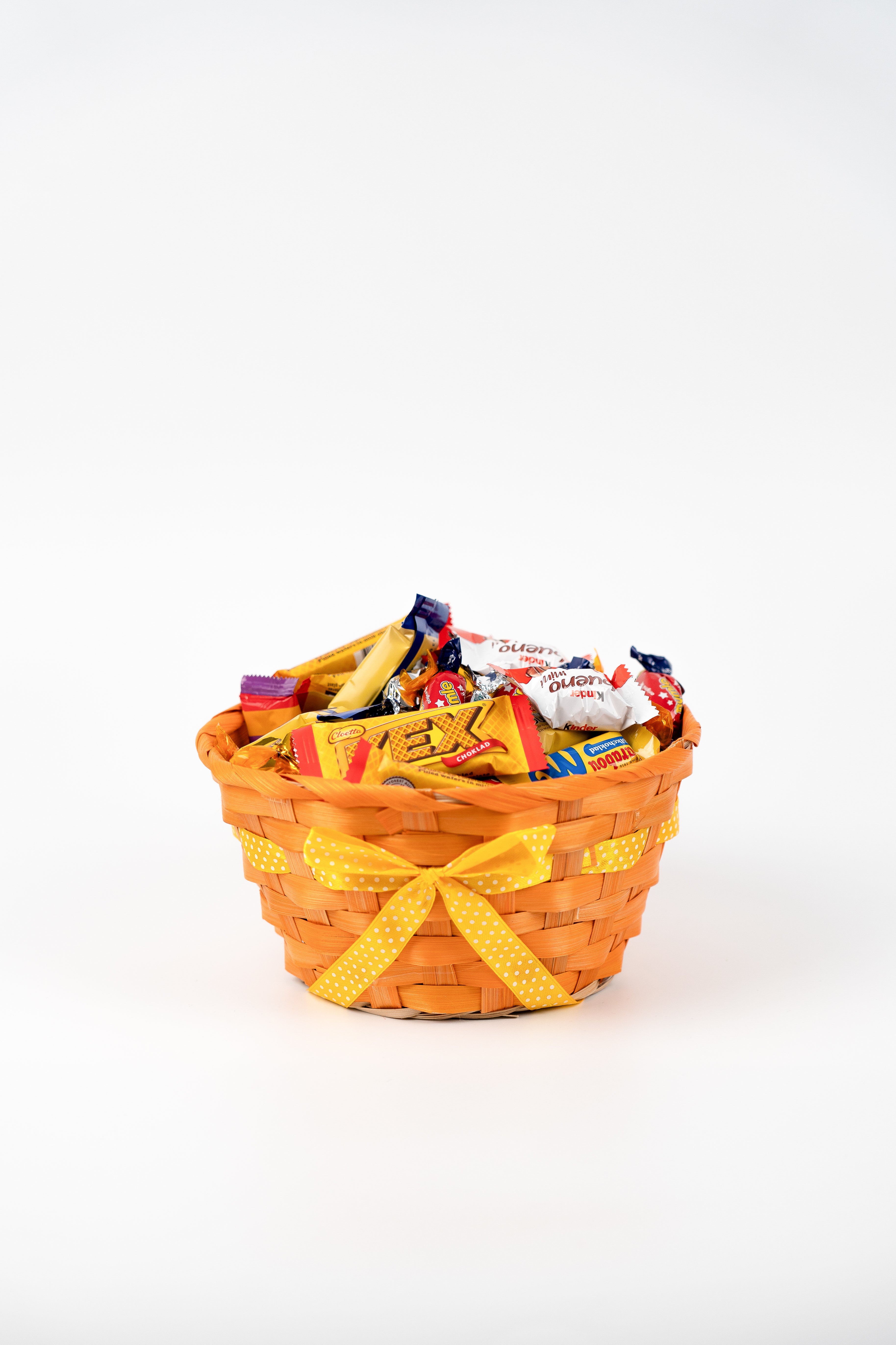 Påskkorg färgglad med rosett